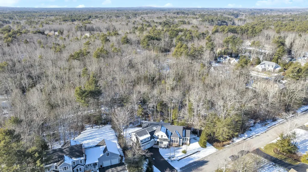 7 Mastwood Lane Kennebunk ME 04043