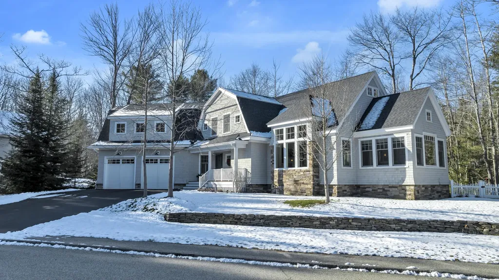 7 Mastwood Lane Kennebunk ME 04043