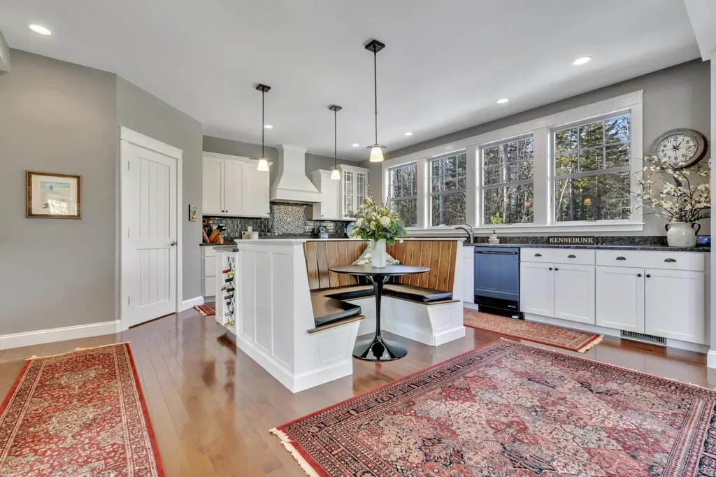 7 Mastwood Lane Kennebunk ME 04043