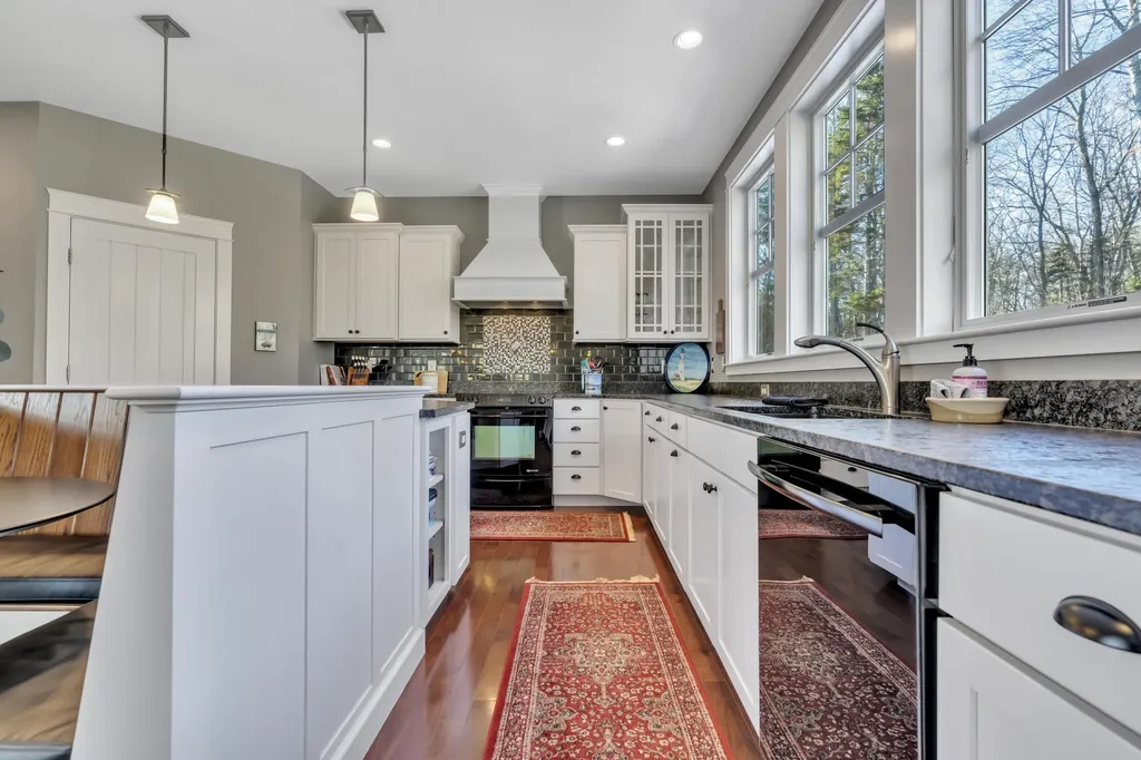 7 Mastwood Lane Kennebunk ME 04043