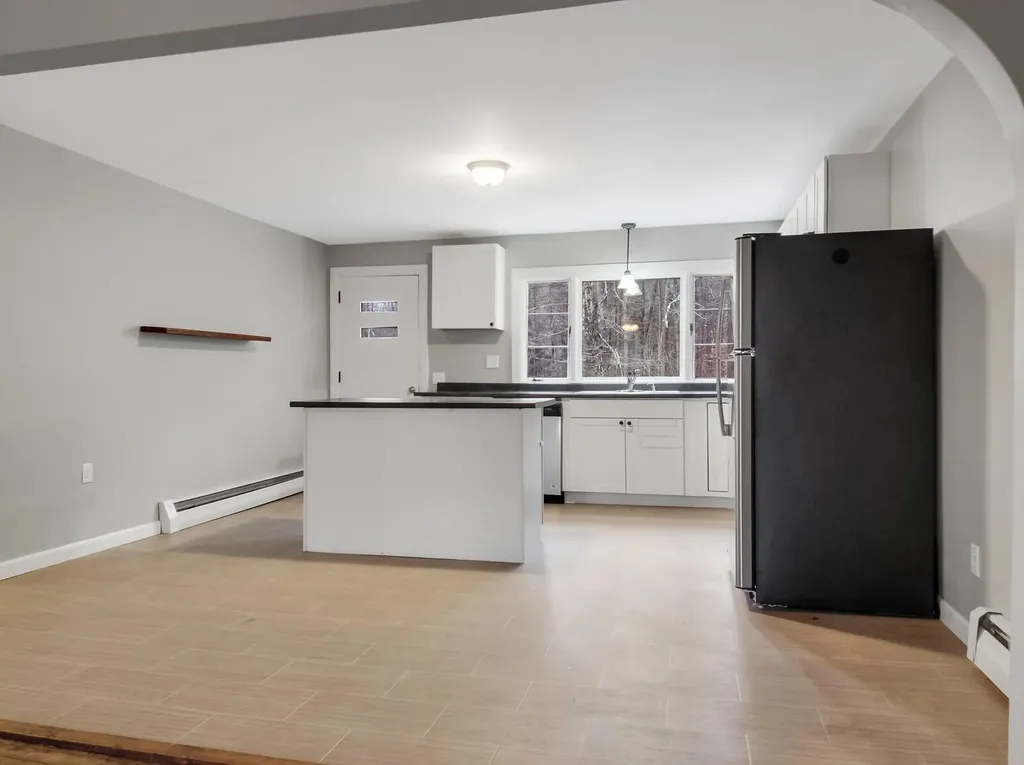 463 Litchfield Road Farmingdale ME 04344