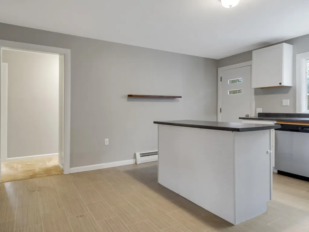463 Litchfield Road Farmingdale ME 04344