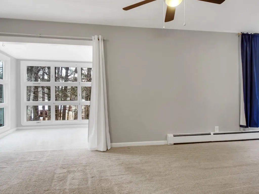 463 Litchfield Road Farmingdale ME 04344