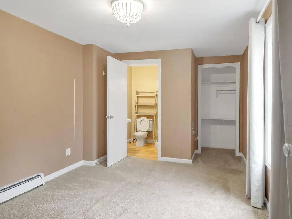 463 Litchfield Road Farmingdale ME 04344