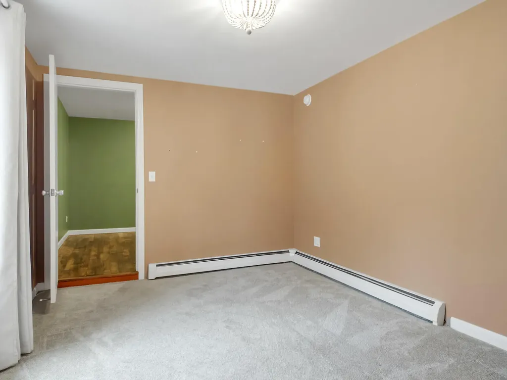 463 Litchfield Road Farmingdale ME 04344