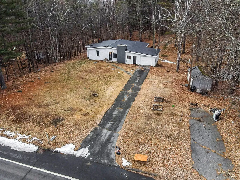 463 Litchfield Road Farmingdale ME 04344