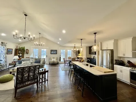 2 Donegal Drive Veazie ME 04401