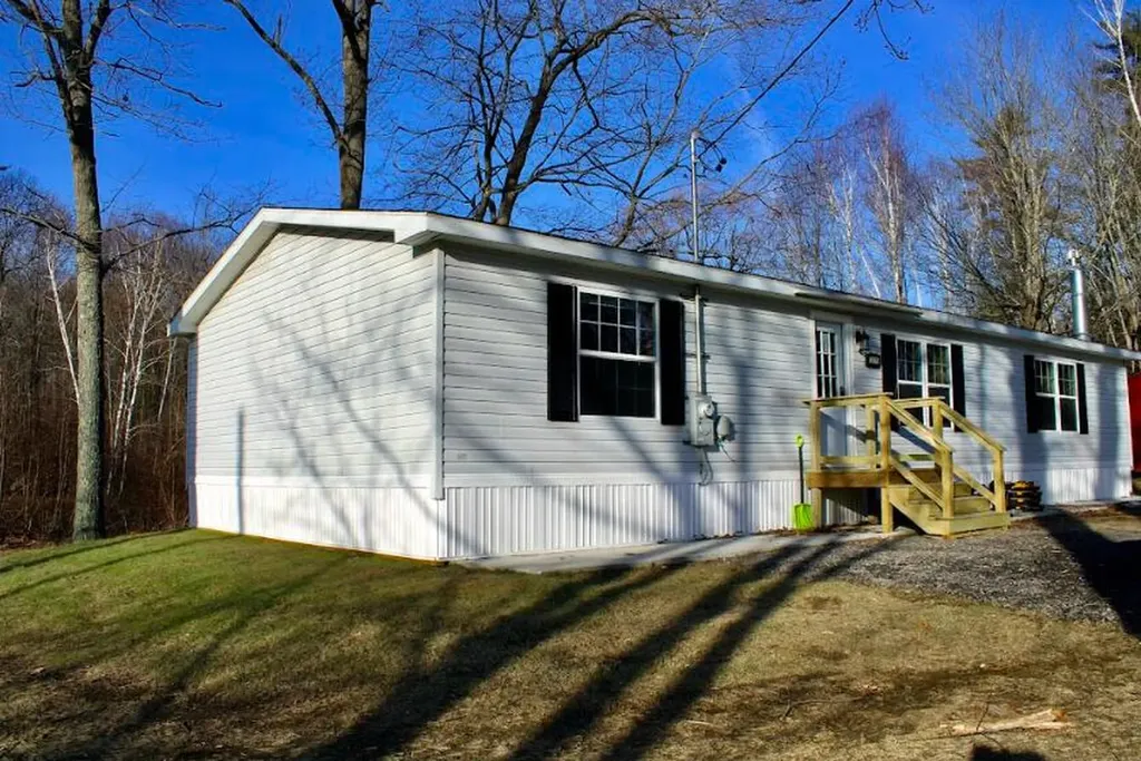 3125 N Belfast Avenue Augusta ME 04330