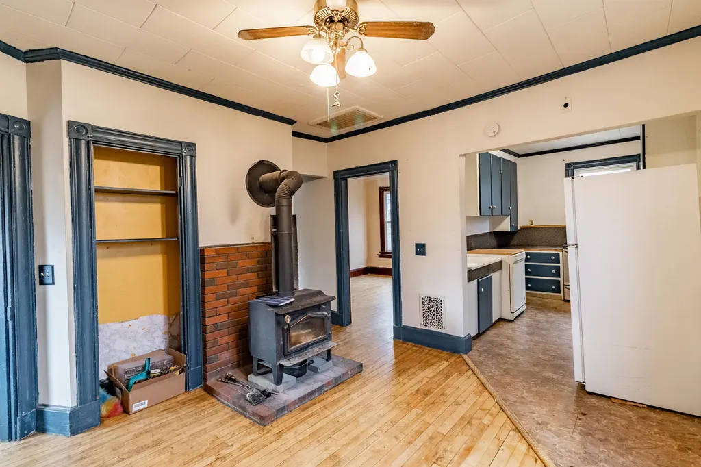 77 Gamage Avenue Auburn ME 04210