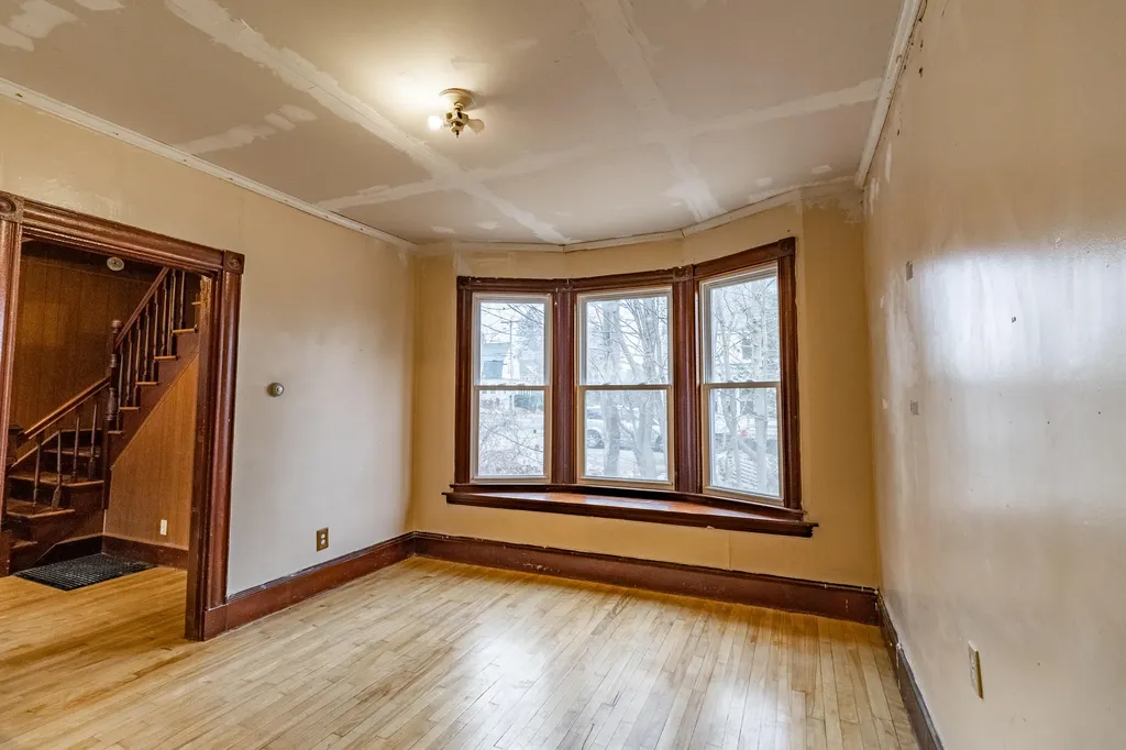 77 Gamage Avenue Auburn ME 04210