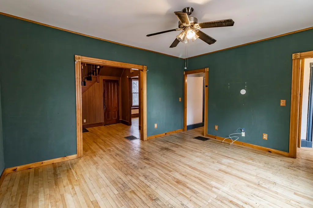 77 Gamage Avenue Auburn ME 04210
