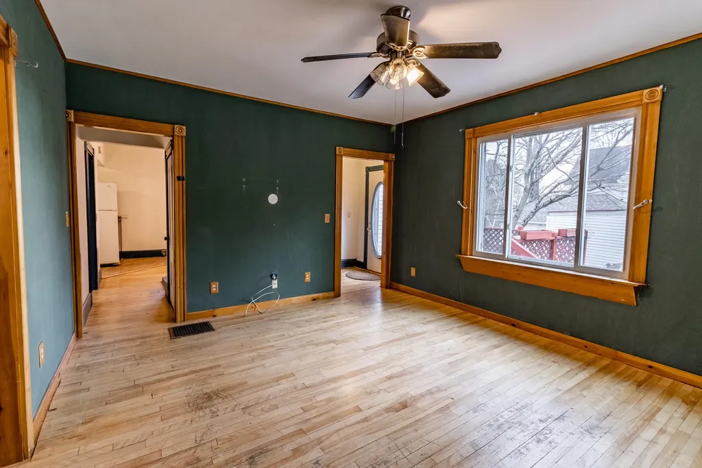 77 Gamage Avenue Auburn ME 04210