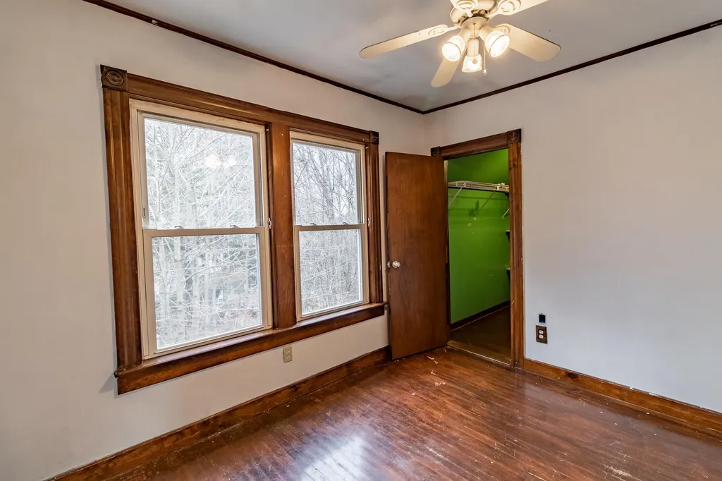 77 Gamage Avenue Auburn ME 04210