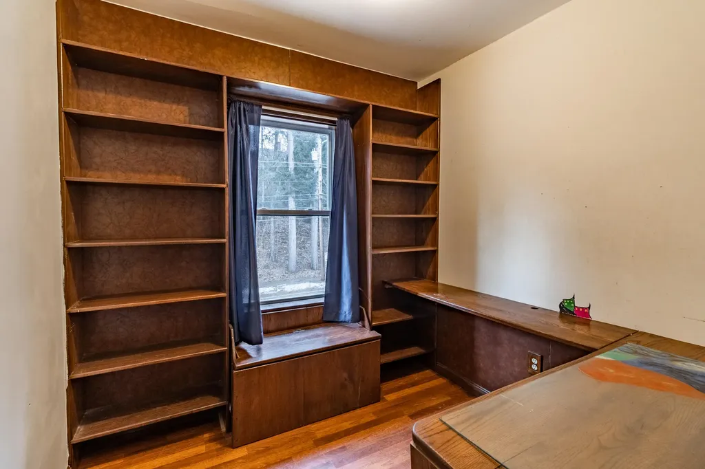 77 Gamage Avenue Auburn ME 04210