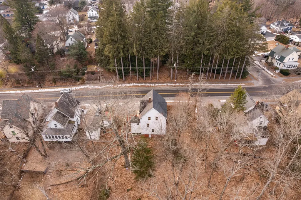 77 Gamage Avenue Auburn ME 04210