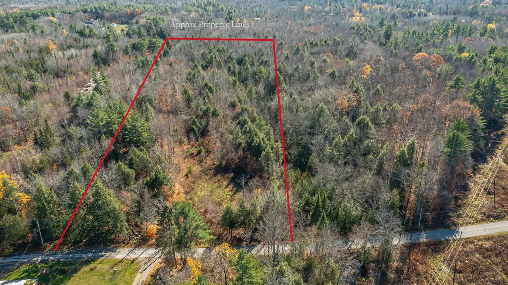 87 Dogtown Road Detroit ME 04929
