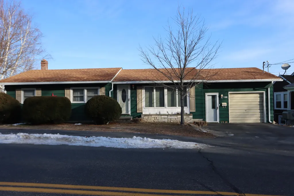 100 King Avenue Lewiston ME 04240