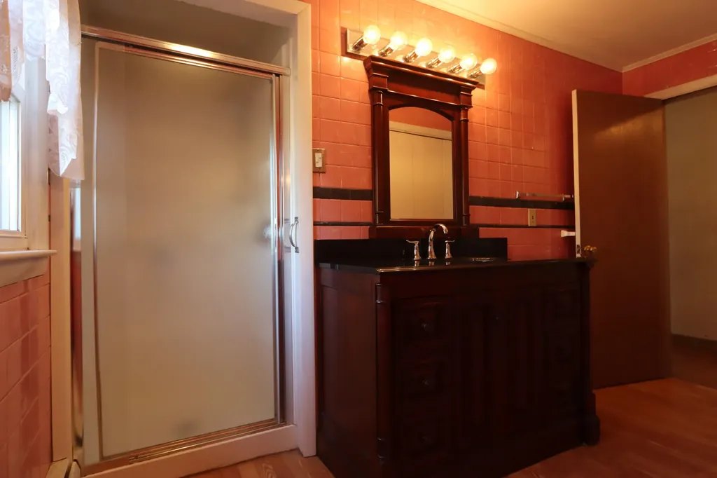 100 King Avenue Lewiston ME 04240