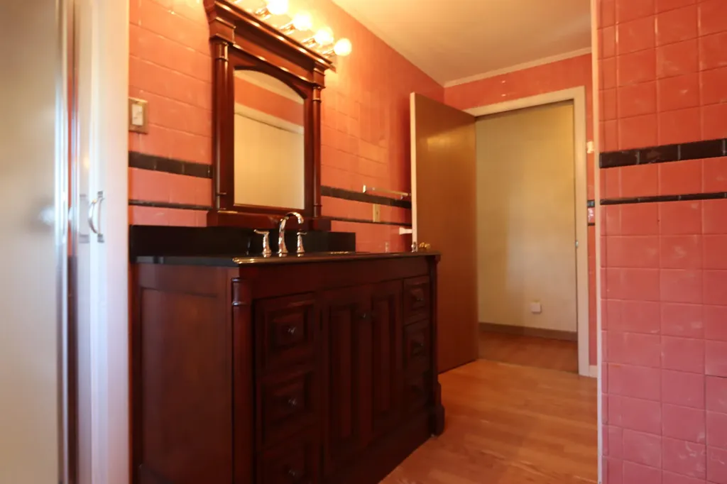 100 King Avenue Lewiston ME 04240