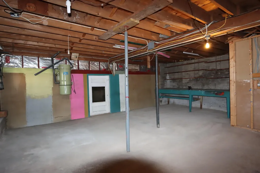 100 King Avenue Lewiston ME 04240