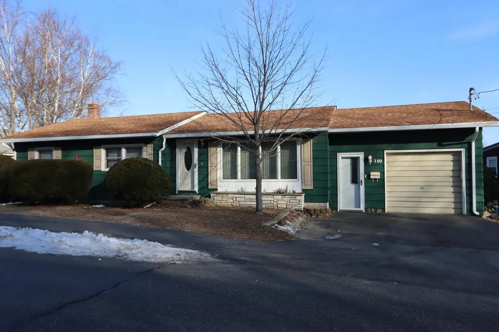100 King Avenue Lewiston ME 04240