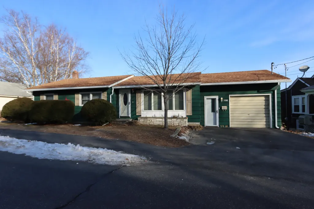 100 King Avenue Lewiston ME 04240