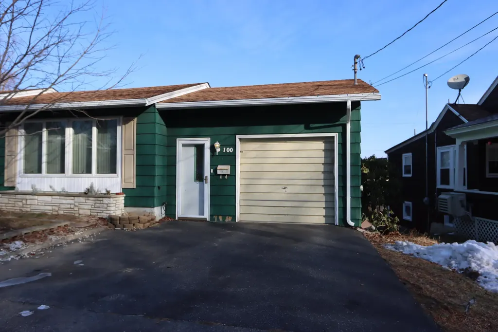 100 King Avenue Lewiston ME 04240