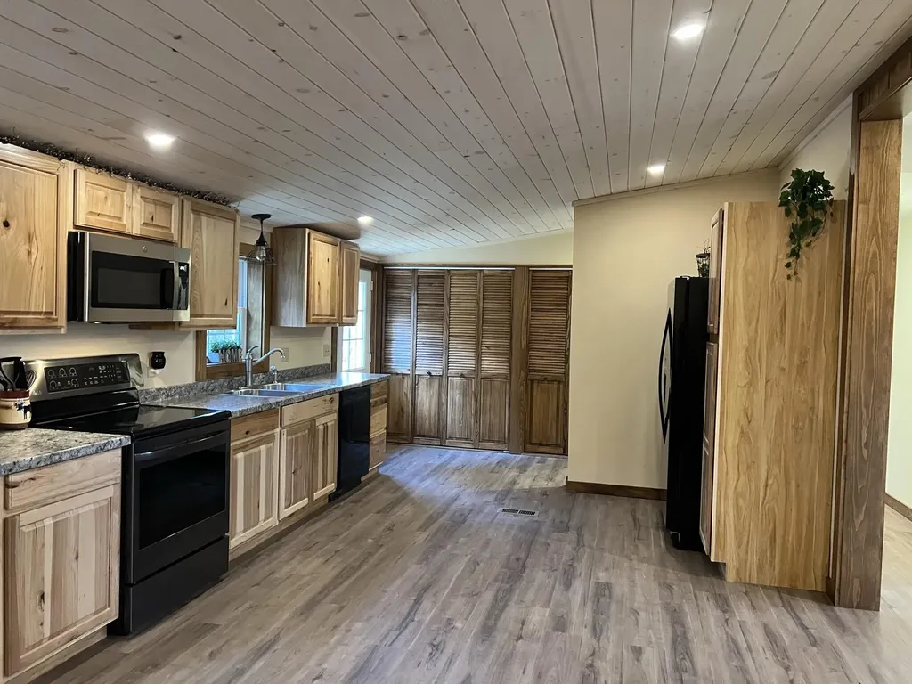 1078 Webber Pond Road Vassalboro ME 04989