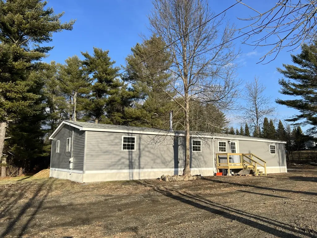 1078 Webber Pond Road Vassalboro ME 04989