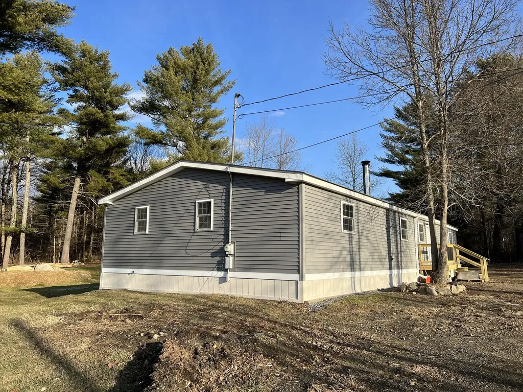 1078 Webber Pond Road Vassalboro ME 04989