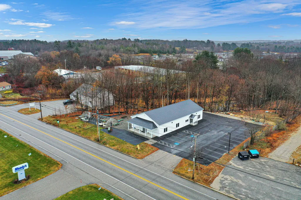 793 Main Street Lewiston ME 04240