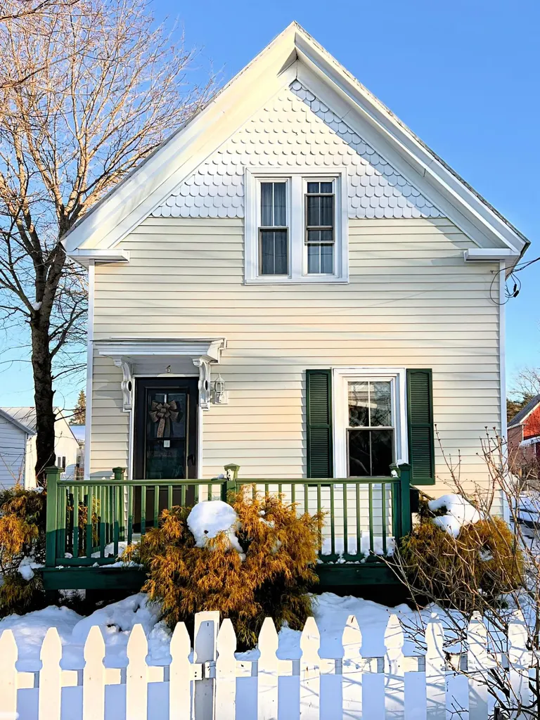 6 Pratt Court Skowhegan ME 04976
