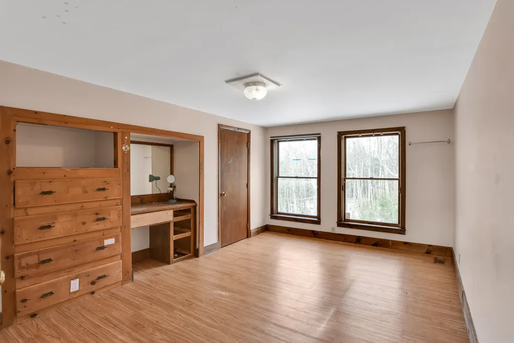 100 Stage Road Pittston ME 04345