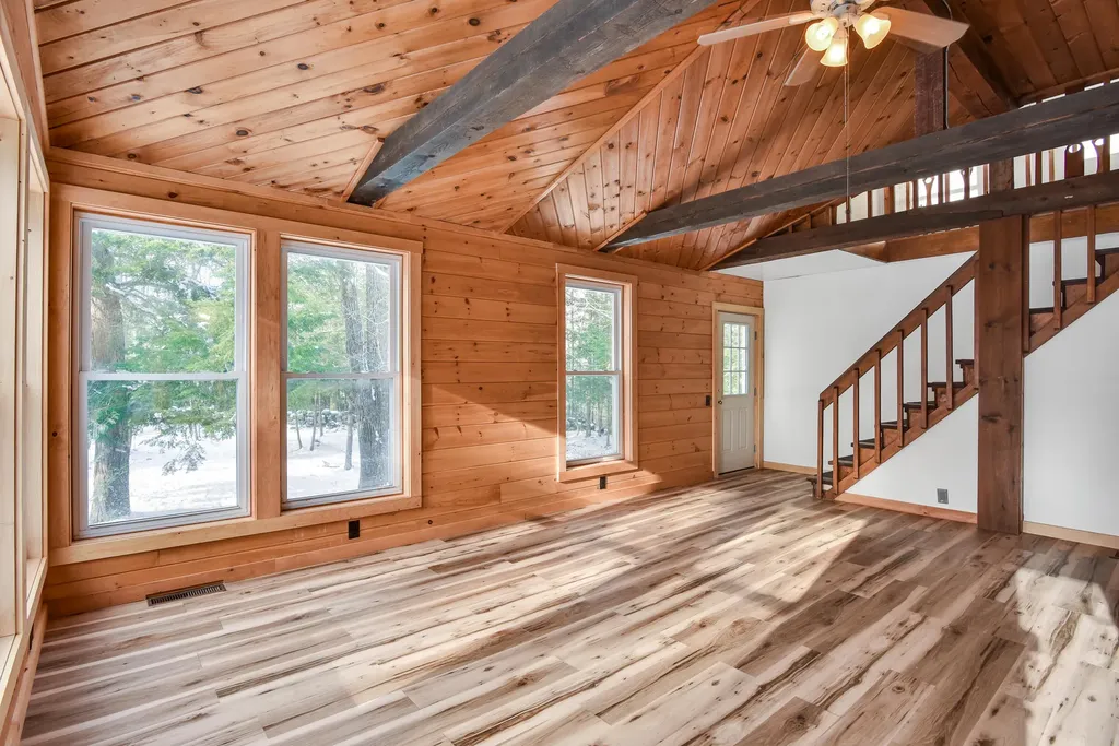 100 Stage Road Pittston ME 04345