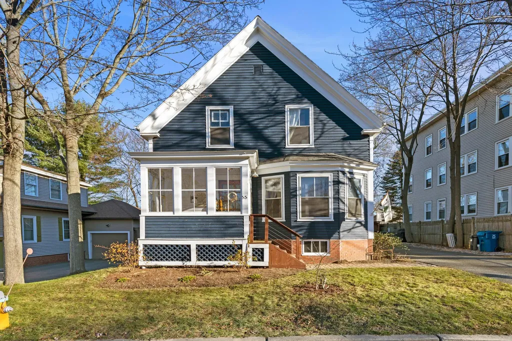55 Bolton Street Portland ME 04102