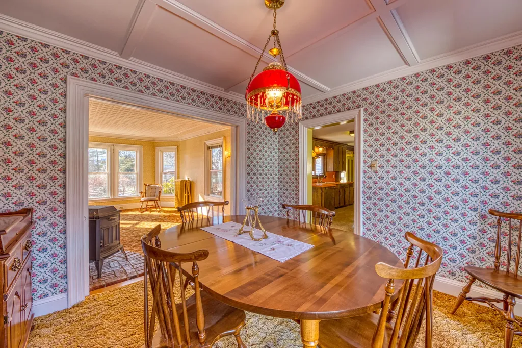 8 Spruce Street Rockland ME 04841