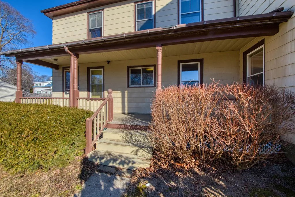 8 Spruce Street Rockland ME 04841