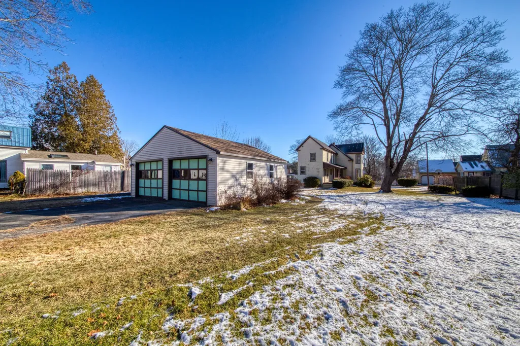 8 Spruce Street Rockland ME 04841