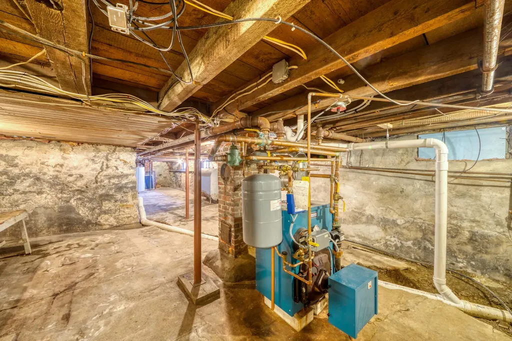 8 Spruce Street Rockland ME 04841
