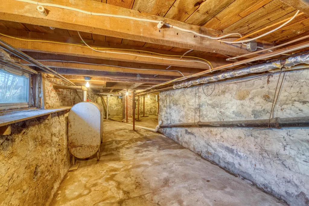 8 Spruce Street Rockland ME 04841