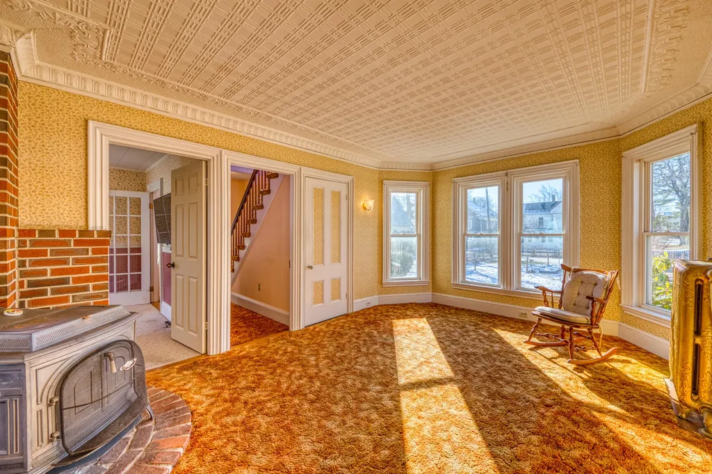 8 Spruce Street Rockland ME 04841