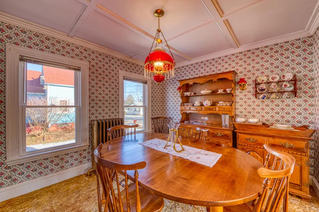 8 Spruce Street Rockland ME 04841