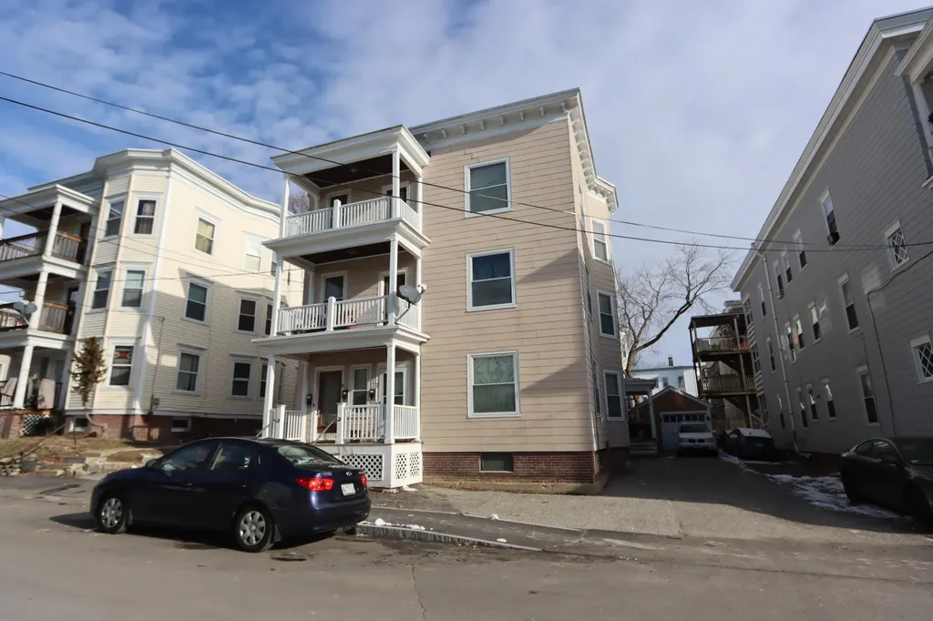 28-30 Howard Street Lewiston ME 04240