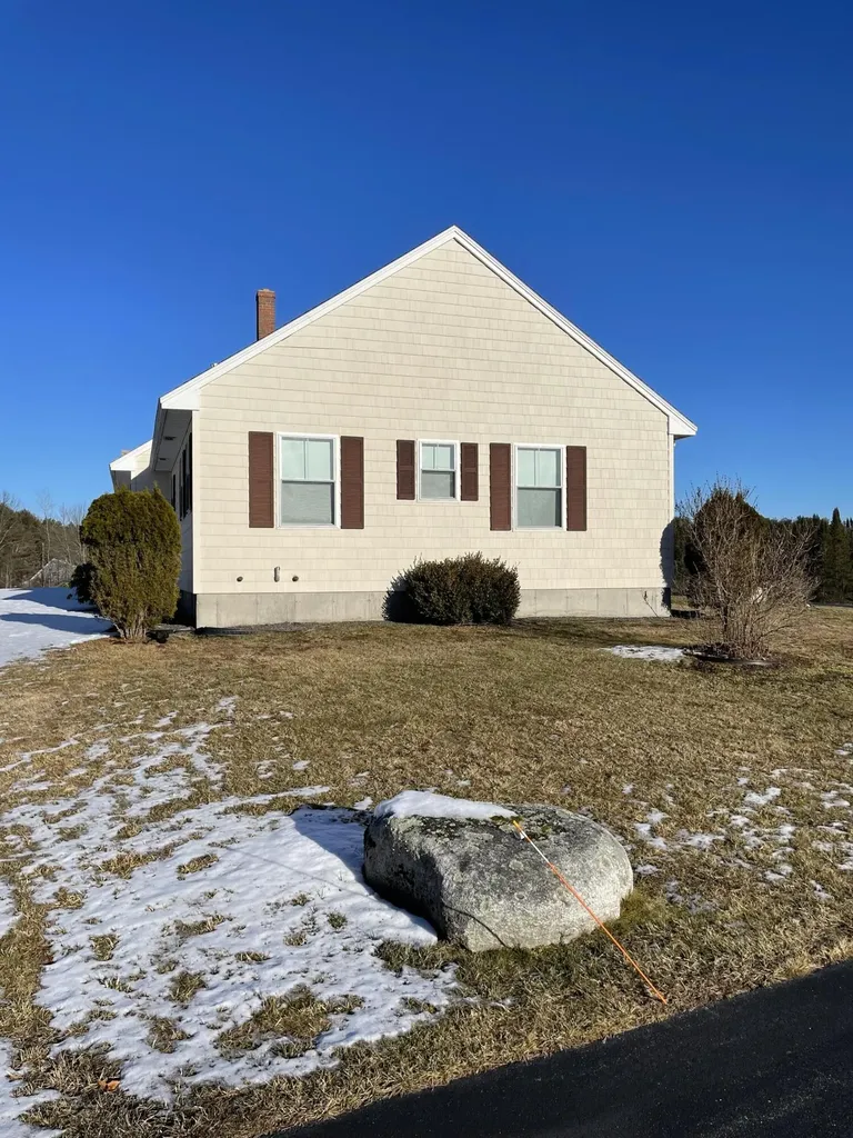 5 Chute Road Windham ME 04062