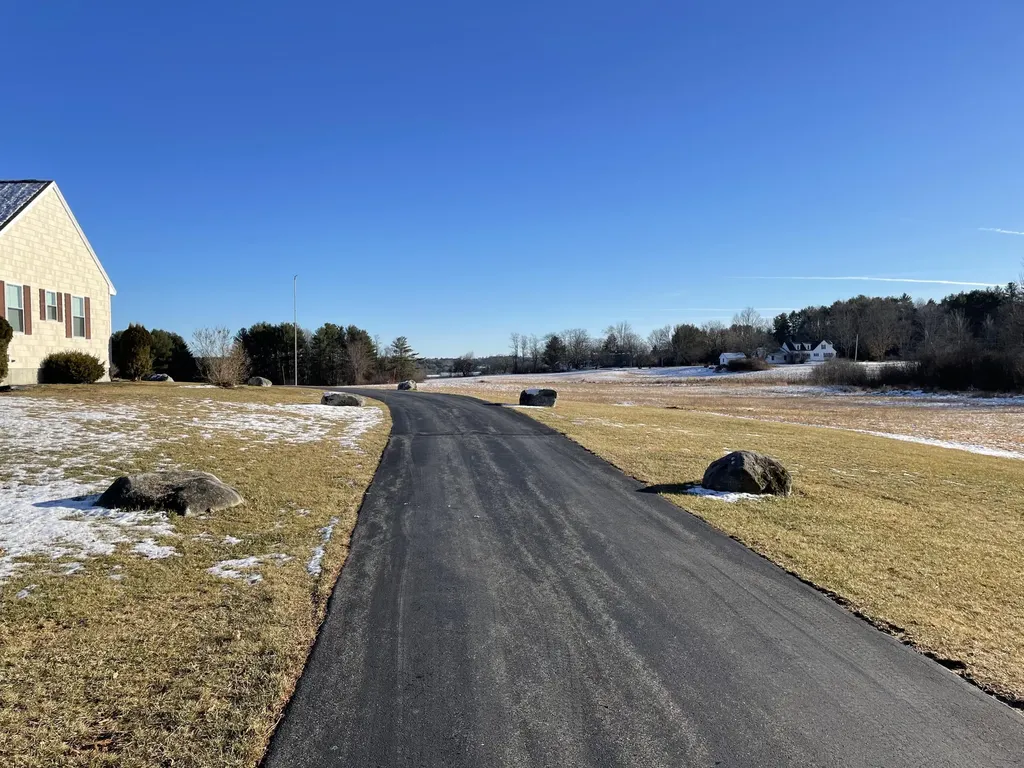 5 Chute Road Windham ME 04062
