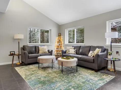 16 Deer Run Mount Vernon ME 04352