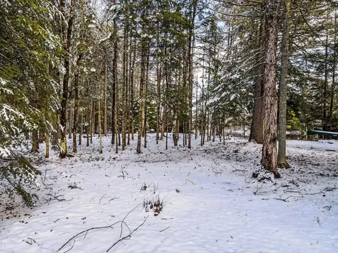 16 Deer Run Mount Vernon ME 04352