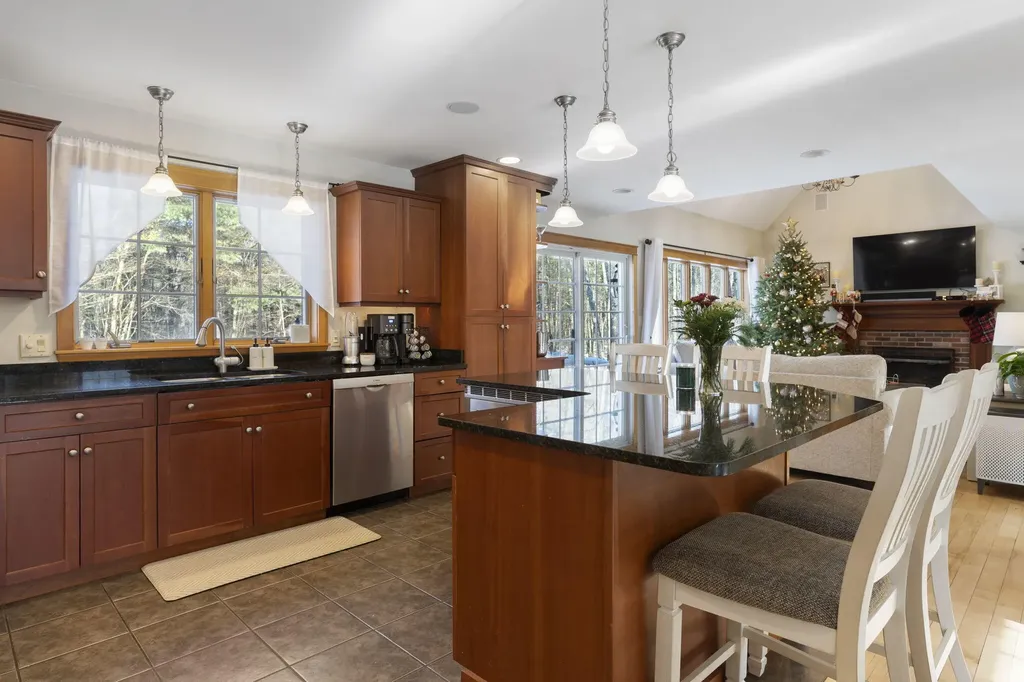 5 Rankin Creek Woods Kennebunk ME 04043