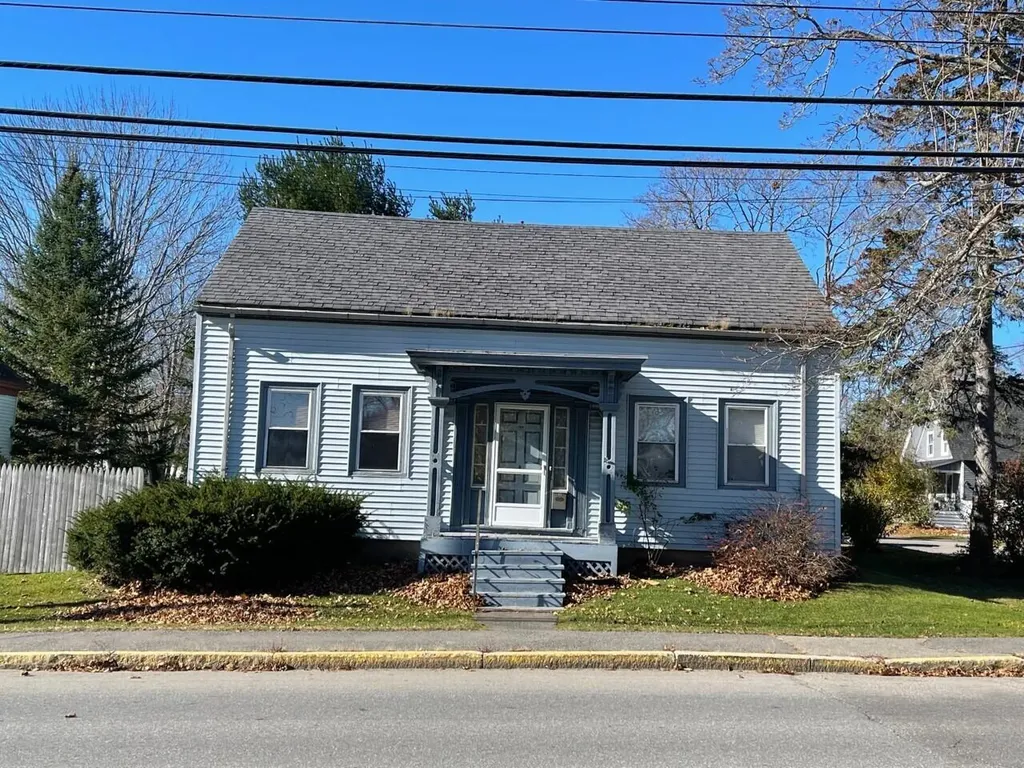 22 Camden Street Rockland ME 04841