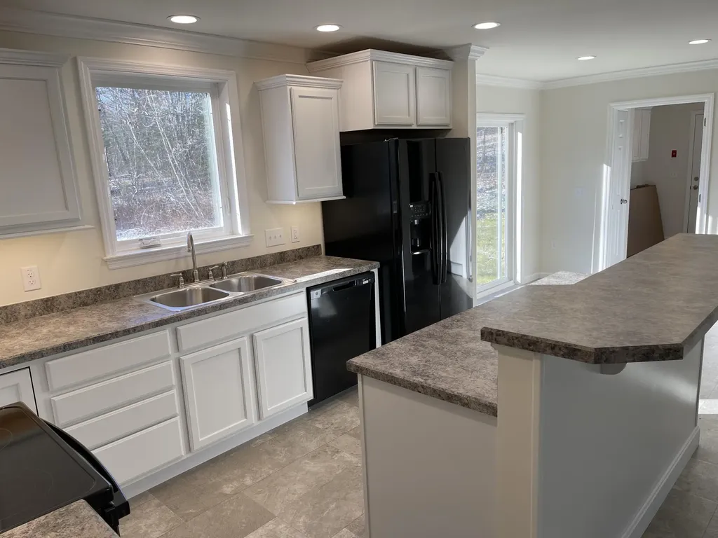 17 Village Valley Road Nobleboro ME 04555